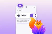 Illustration de Mozilla VPN activé sur un téléphone Android, avec le renard de Firefox au premier plan.